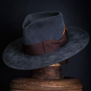 Meet your Posher, Raye